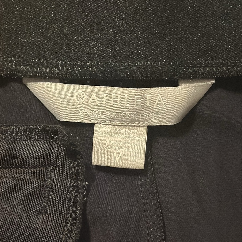 Women's Athleta Medium‎ Black Venice Pintuck Pant - Picture 5 of 6